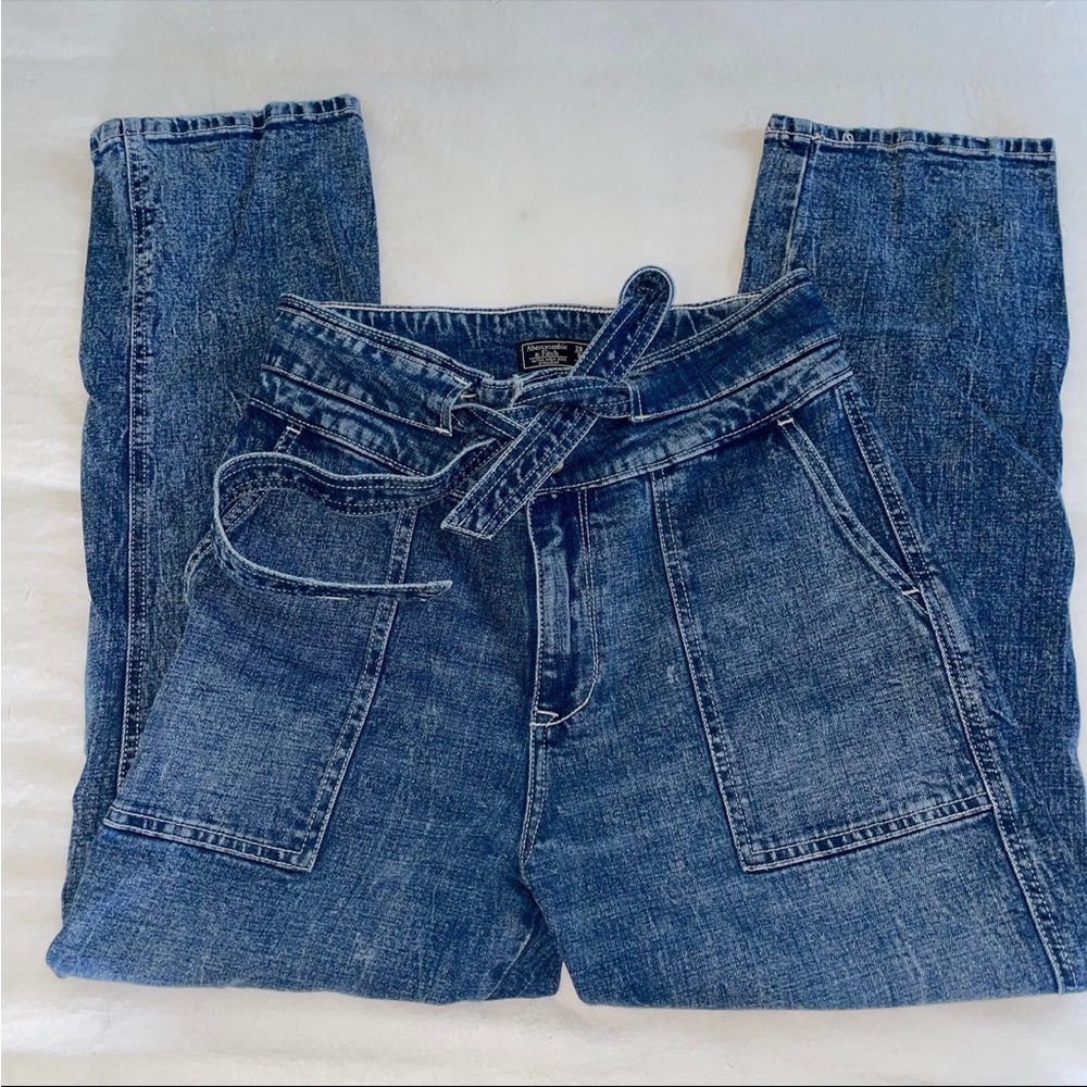Abercrombie & Fitch High-Rise Blue Denim Jeans